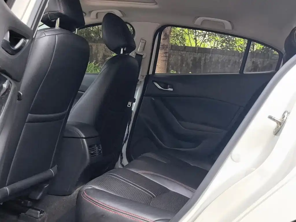 Mazda 3 Angkesela 2018