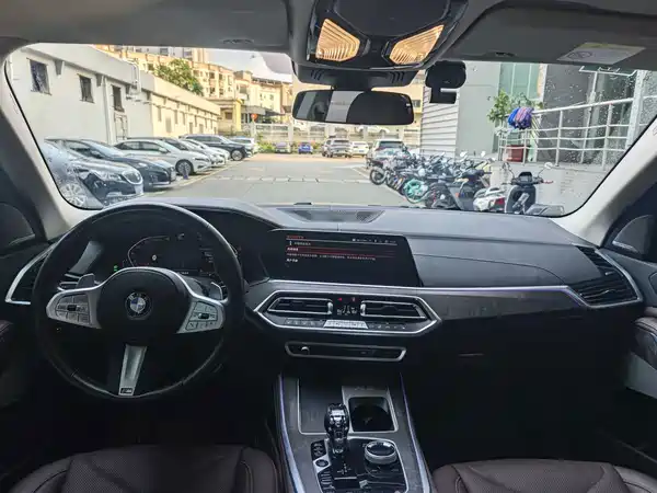 BMW X5 2023
