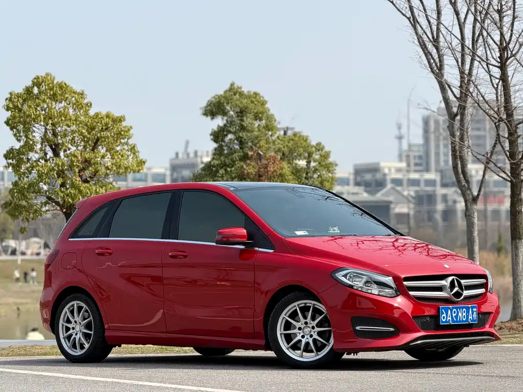Mercedes-Benz B-Class 2016 — фото 3