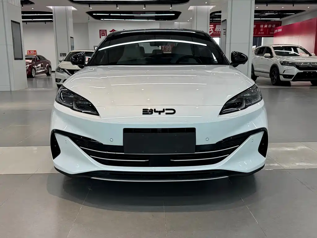 BYD Seal 06 2025