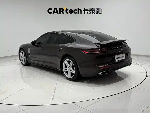 Porsche Panamera 2018
