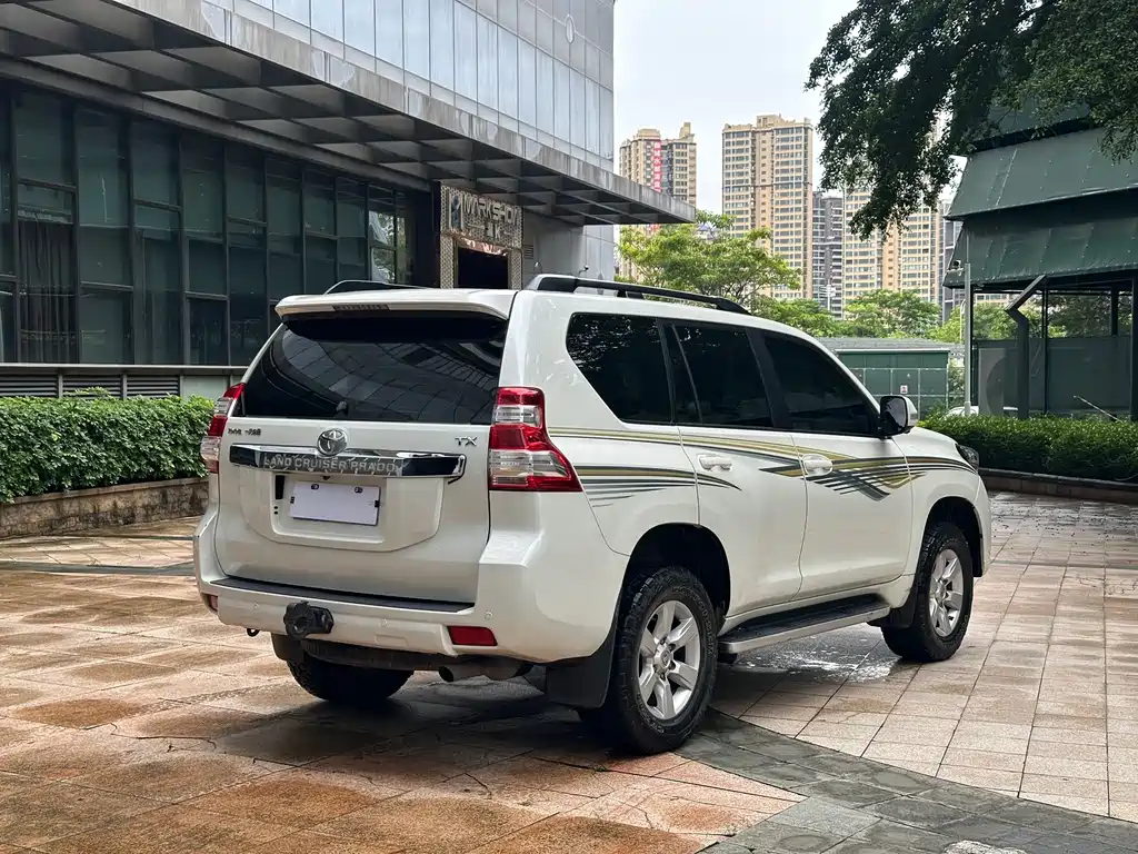 Toyota Prado 2017 — фото 25