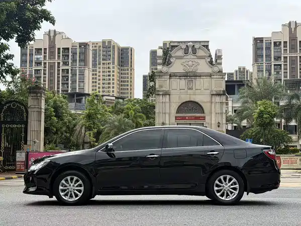 Toyota Camry 2016