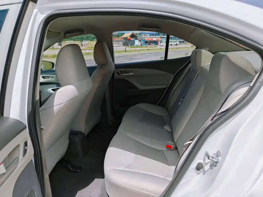 Chevrolet Sail 2015 — фото 13