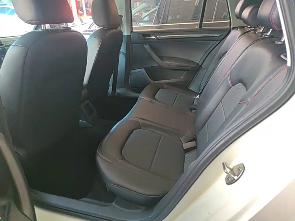 Volkswagen Santana 2021 — фото 17