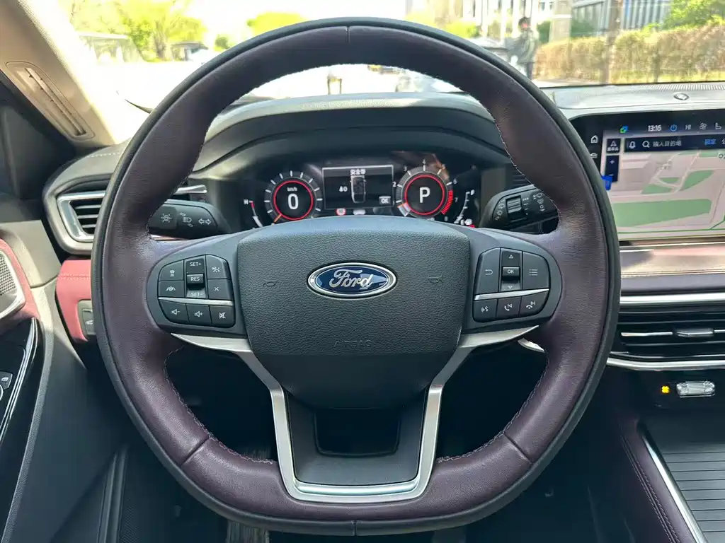 Ford Explorer 2023 — фото 19