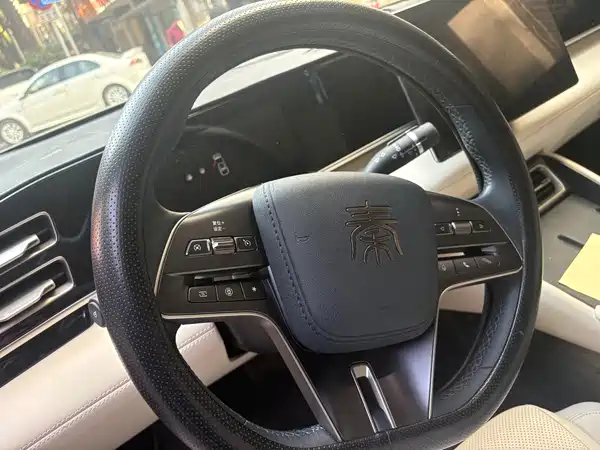 BYD Qin L 2024
