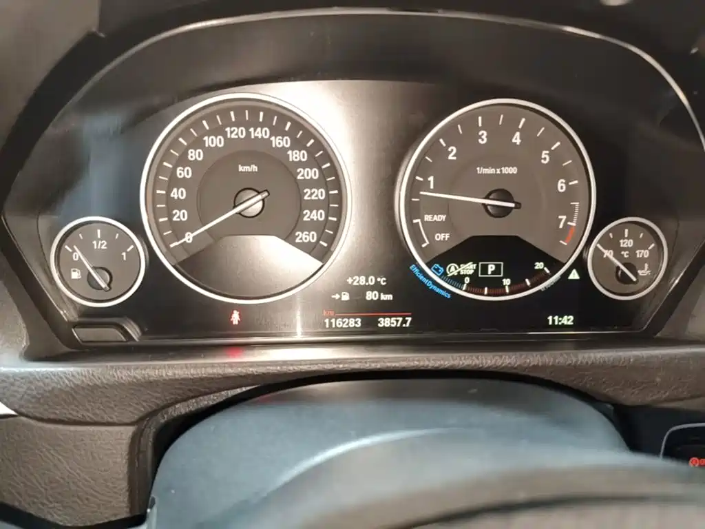 BMW 3 Series GT 2018 — фото 12
