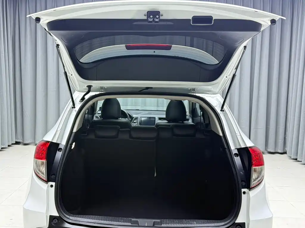 Honda Vezel 2022 — фото 20