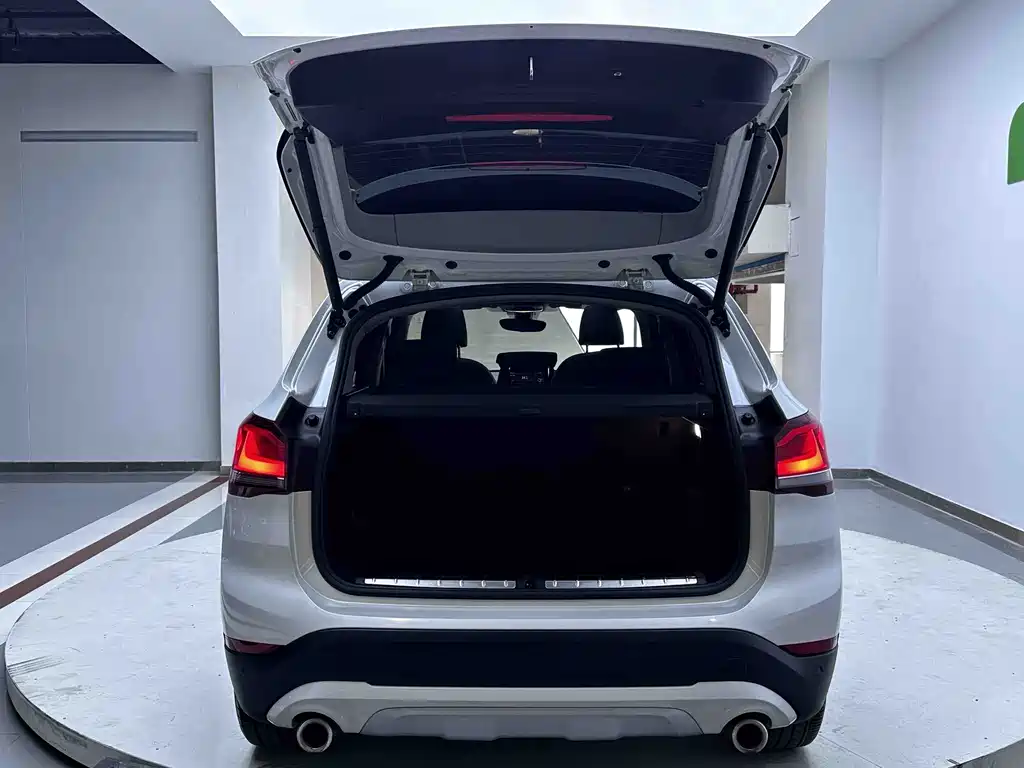 BMW X1 2022 — фото 16