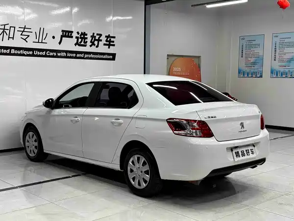 Peugeot 301 2016