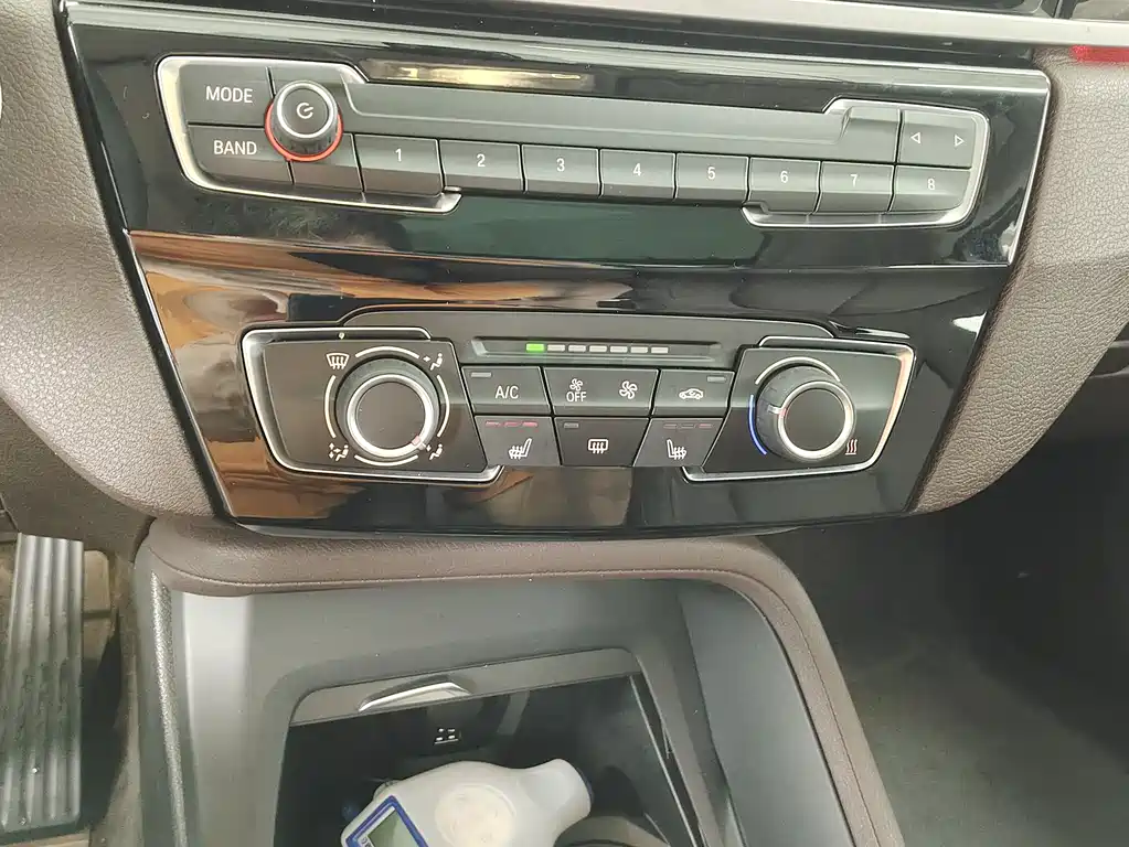 BMW X1 2022 — фото 12