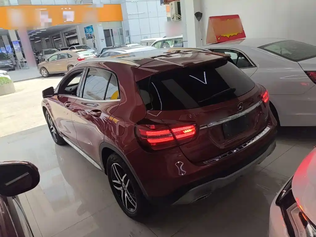 Mercedes-Benz GLA 2018