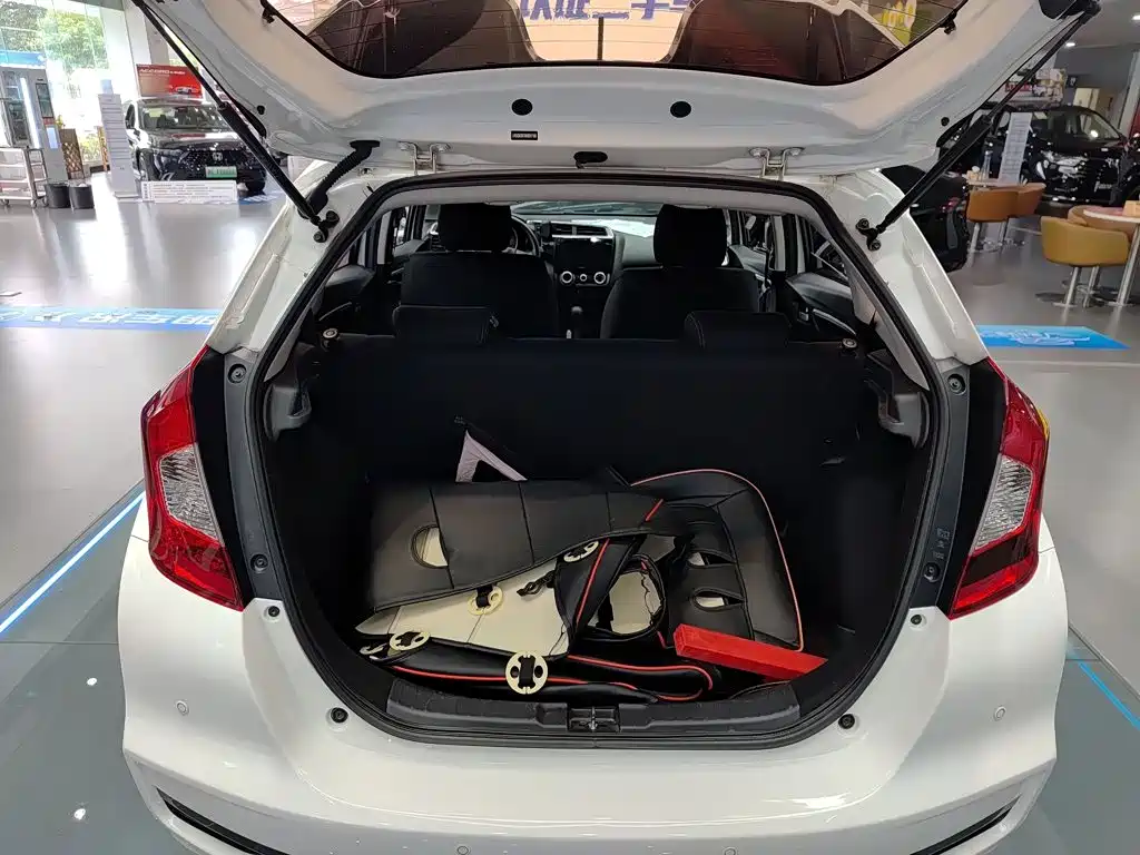 Honda Fit 2019 — фото 10