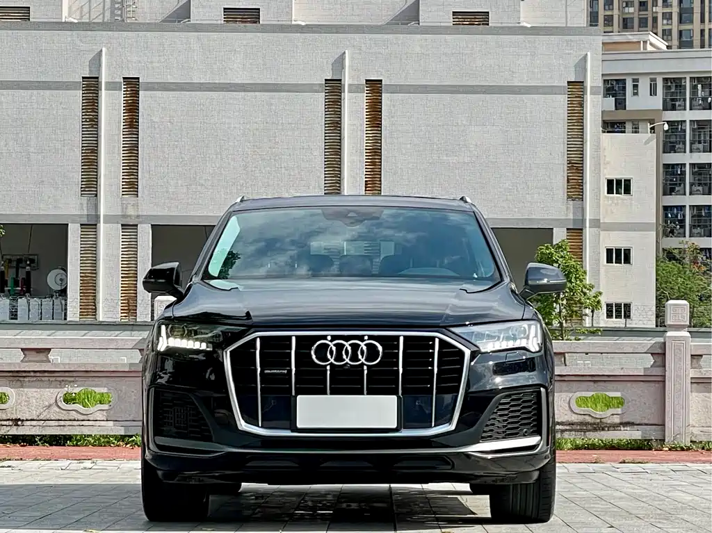 Audi Q7 2021