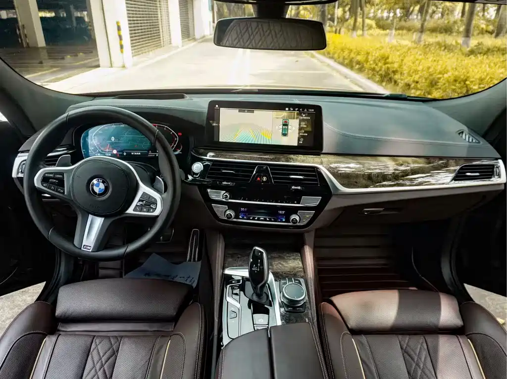 BMW 6 Series GT 2020 — фото 23