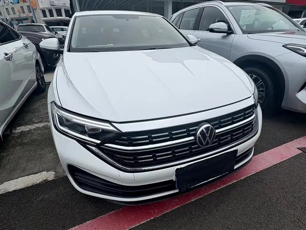 Volkswagen Sagitar 2024