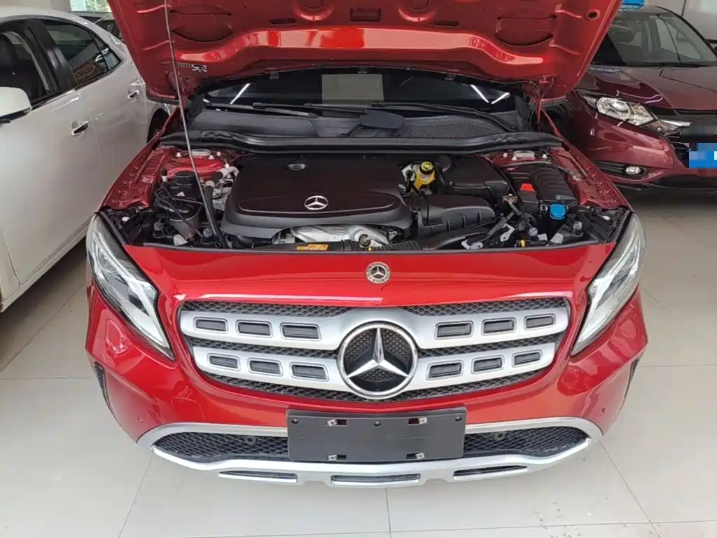 Mercedes-Benz GLA 2018 — фото 20