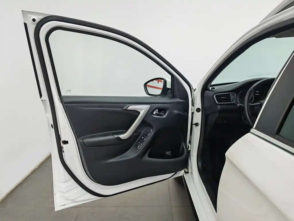 Citroen C3-XR 2015 — фото 8