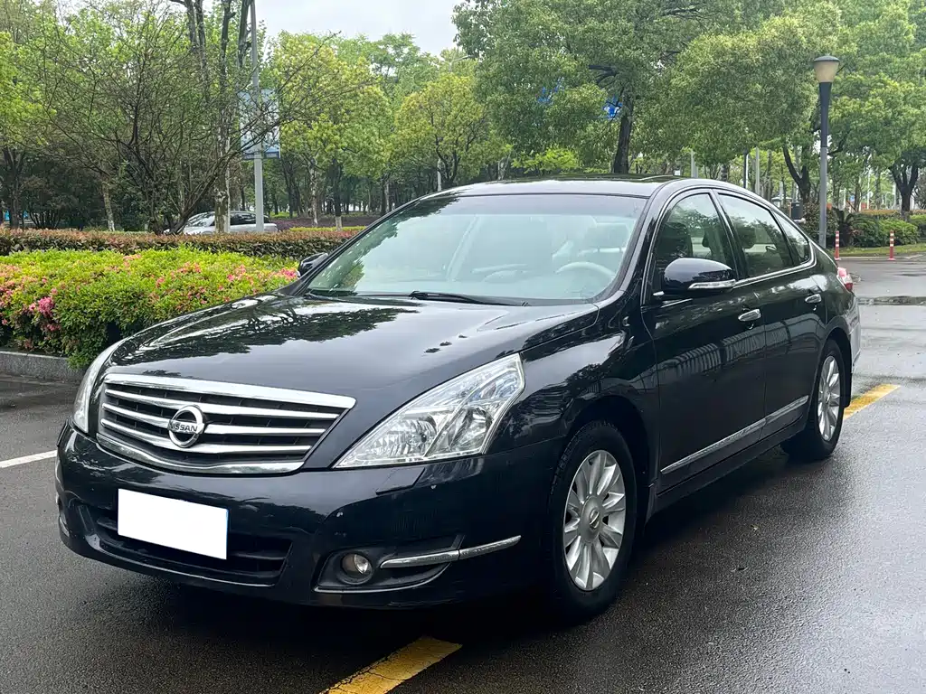 Nissan Teana 2010