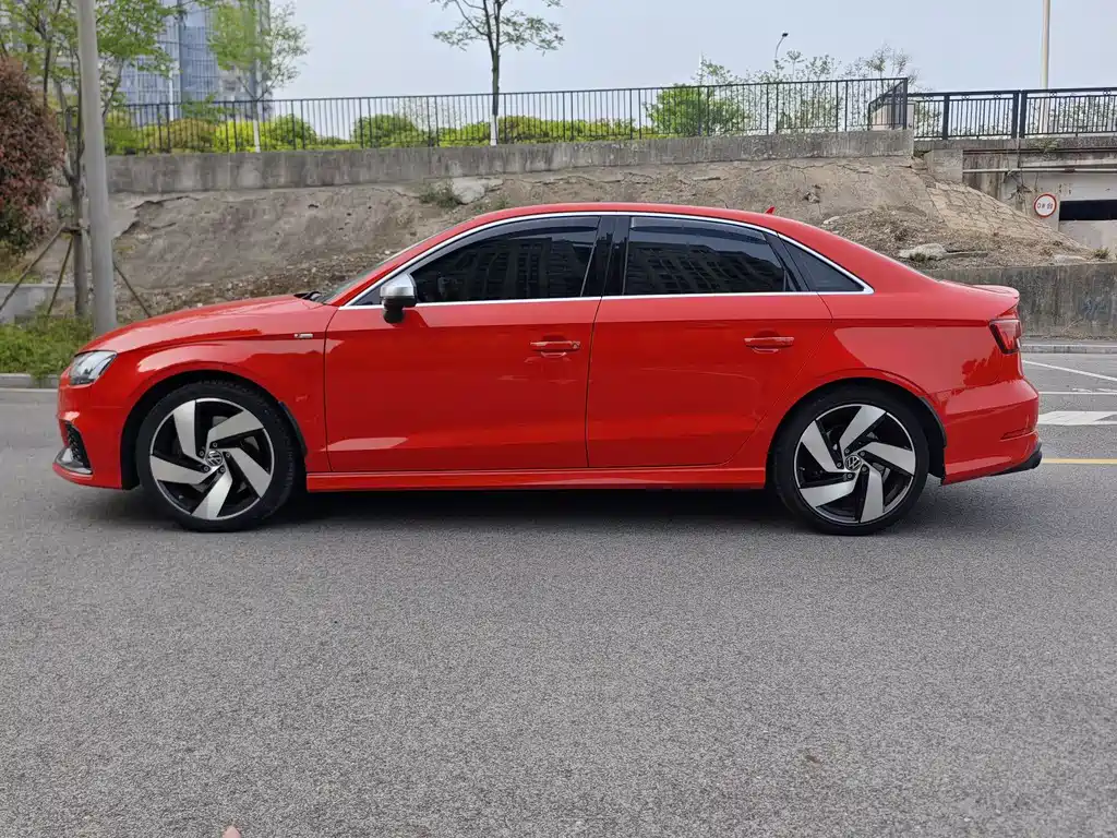 Audi S3 2017 — фото 4
