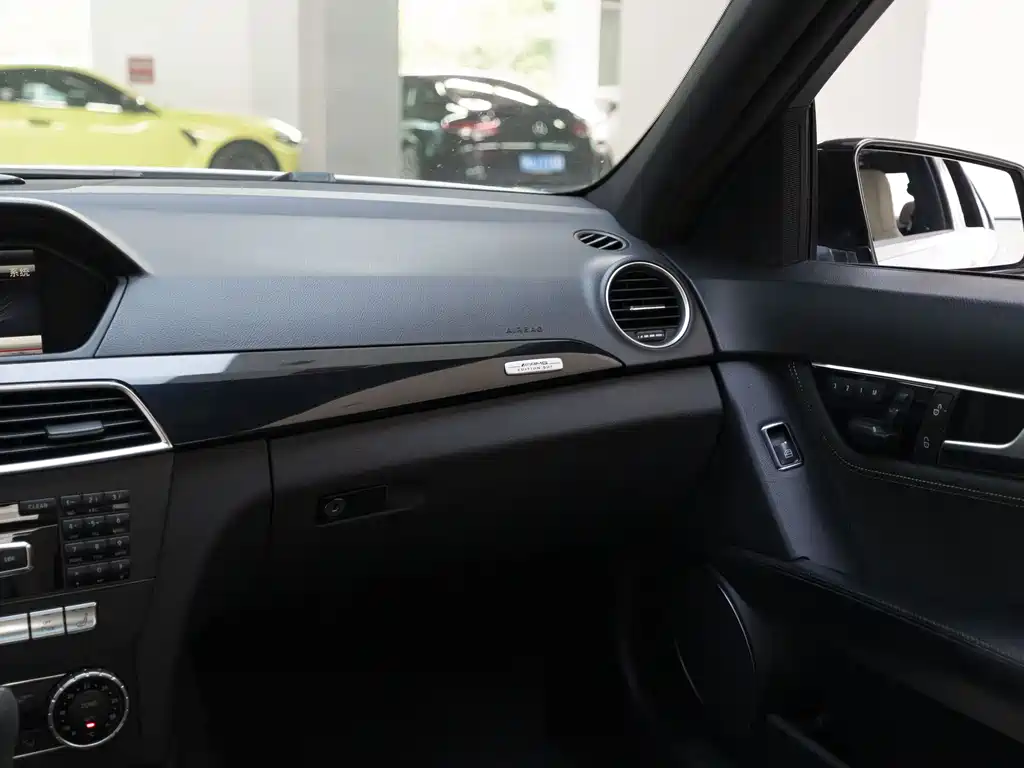 Mercedes-Benz C-Class AMG 2014 — фото 11