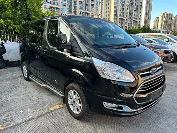 Ford Tourneo 2022