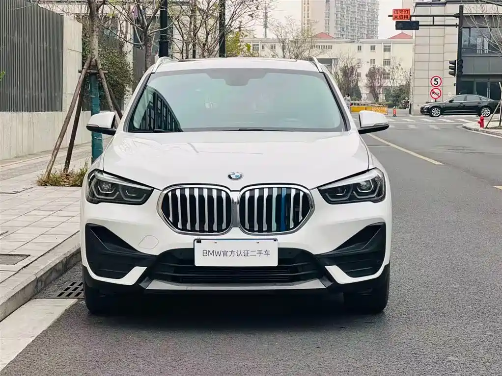 BMW X1 2023 — фото 4