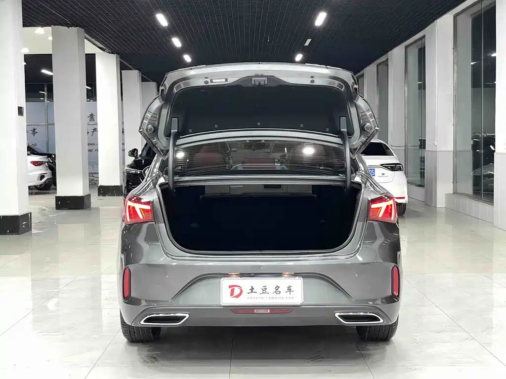 Changan Eado 2022 — фото 15