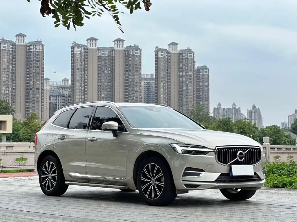 Volvo XC60 2021