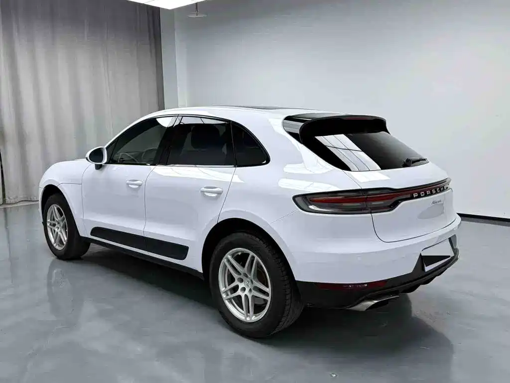 Porsche Macan 2020 — фото 9