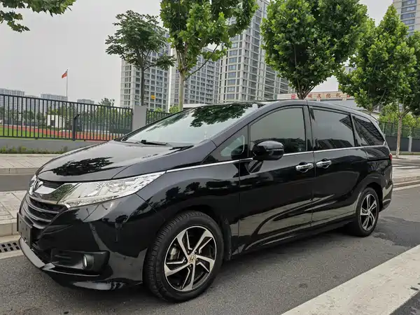 Honda Odyssey 2015