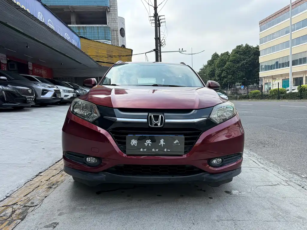 Honda Vezel 2016