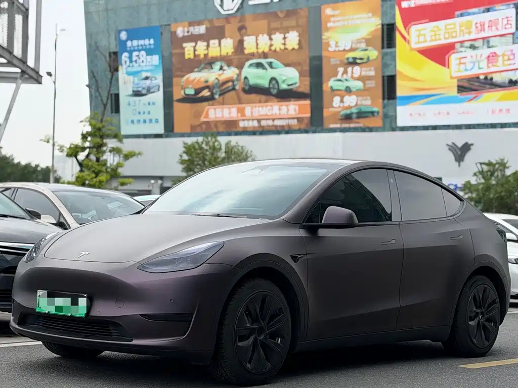 Tesla Model Y 2023 — фото 1