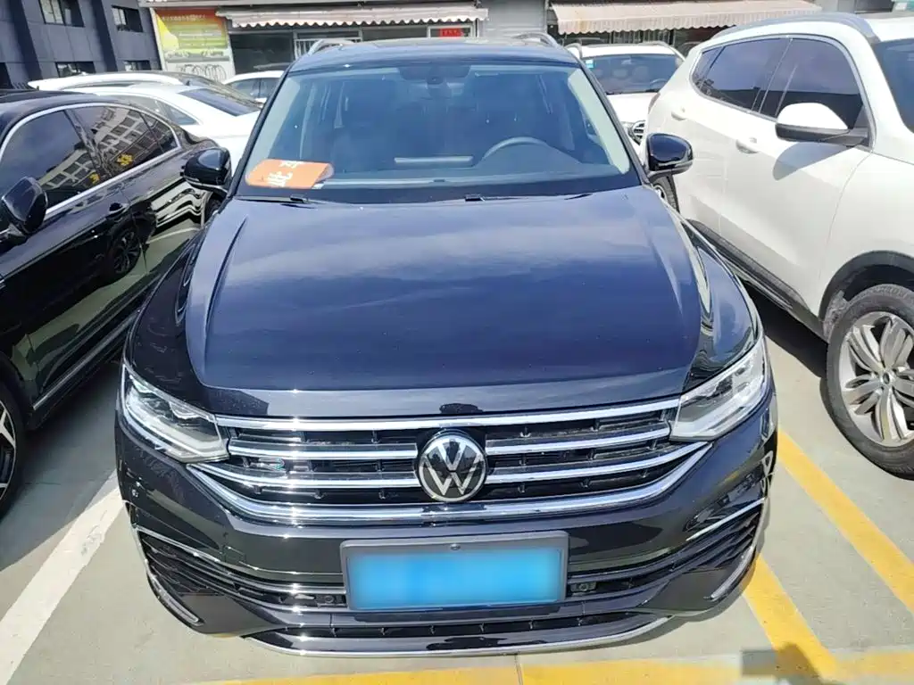 Volkswagen Tiguan L 2024