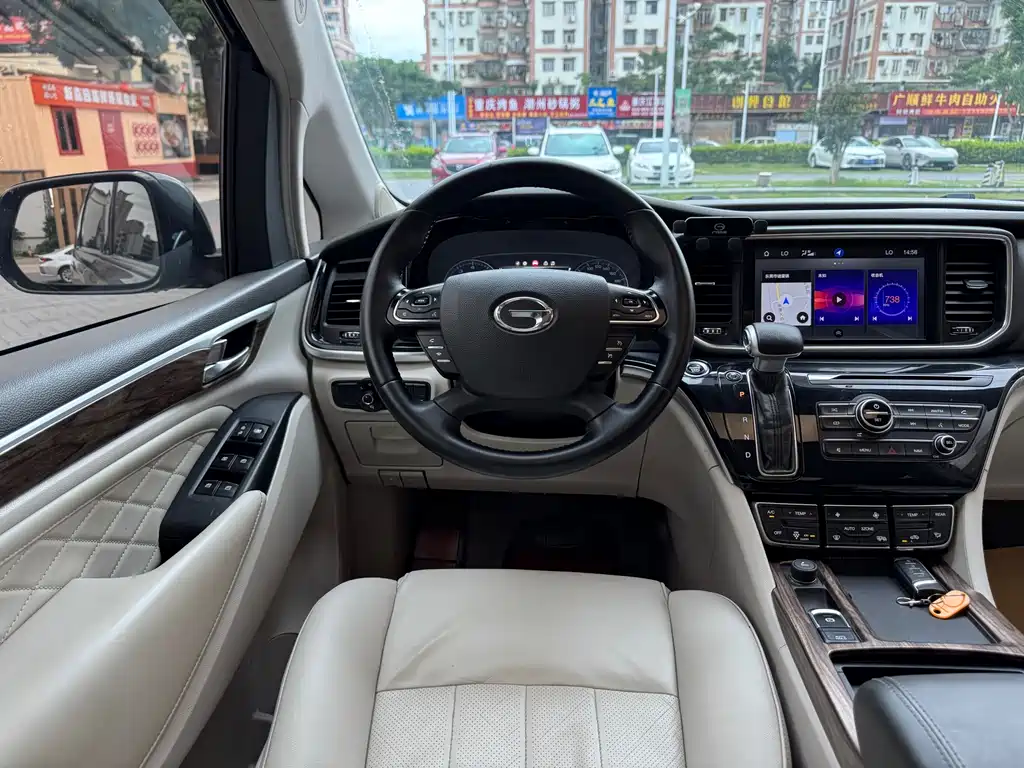 GAC Motor Trumpchi M8 2019 — фото 17