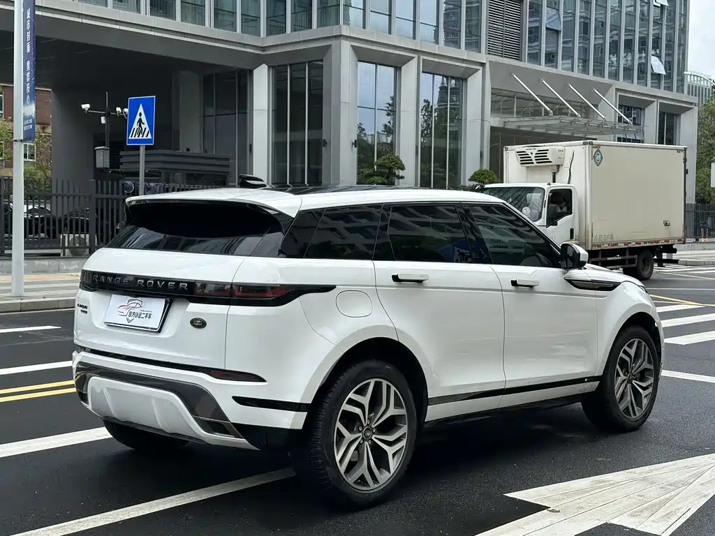 Land Rover Evoque 2020