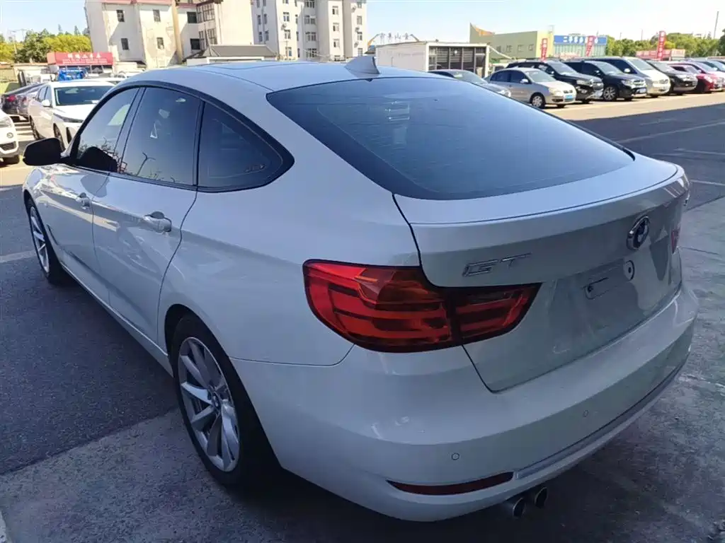 BMW 3 Series GT 2015 — фото 5