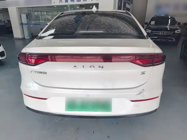 Aion S 2023