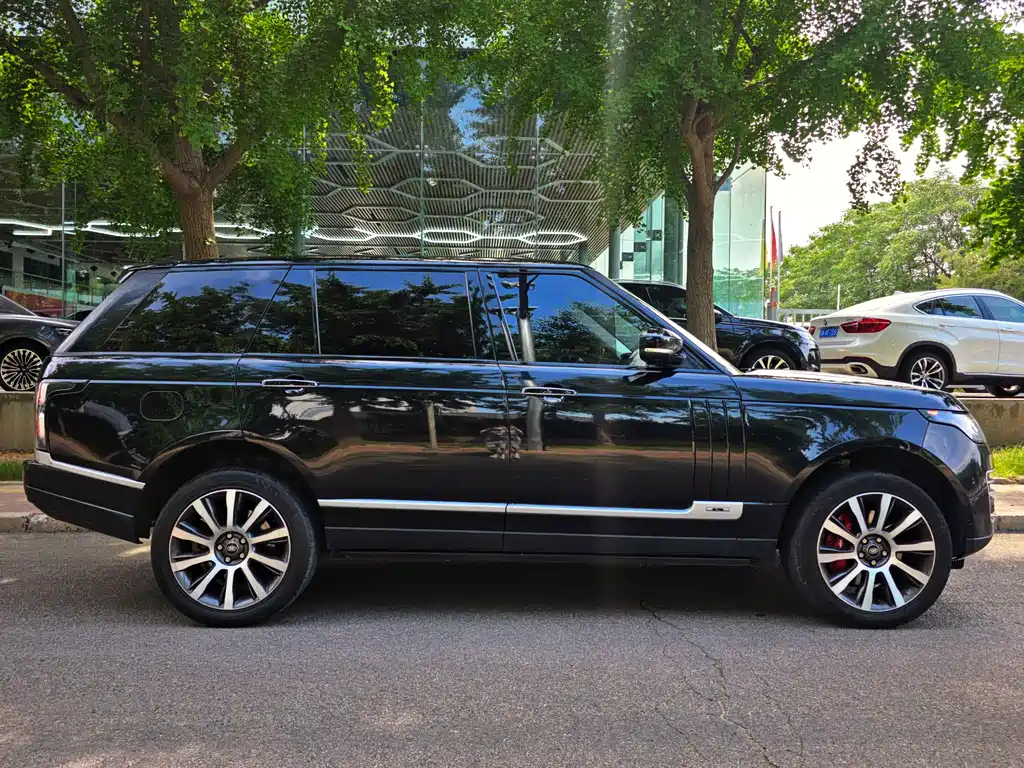 Land Rover Range Rover 2015 — фото 8