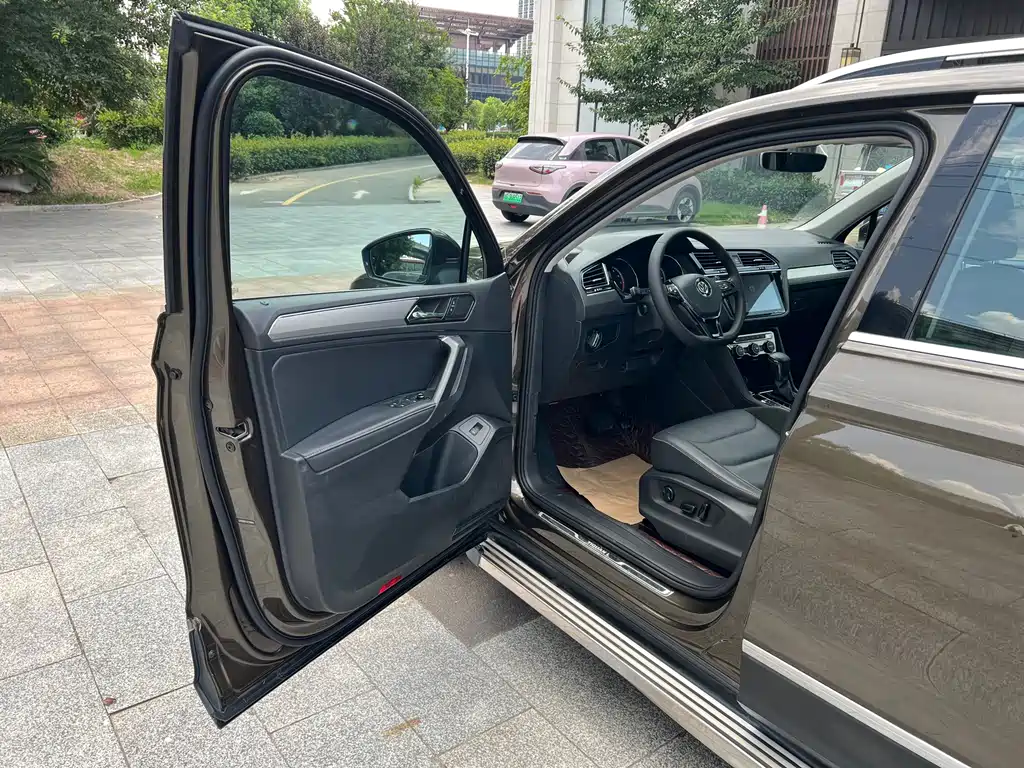 Volkswagen Tiguan L 2019
