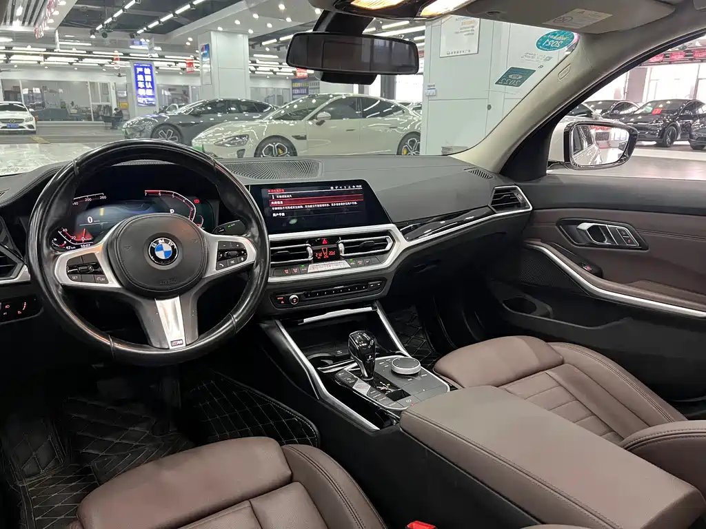 BMW 3 Series 2020 — фото 14