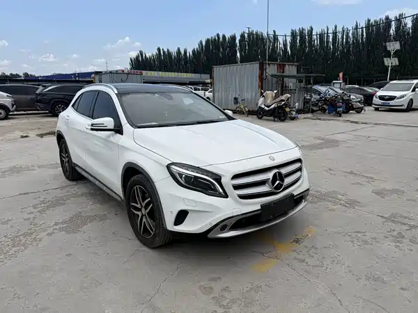Mercedes-Benz GLA 2017