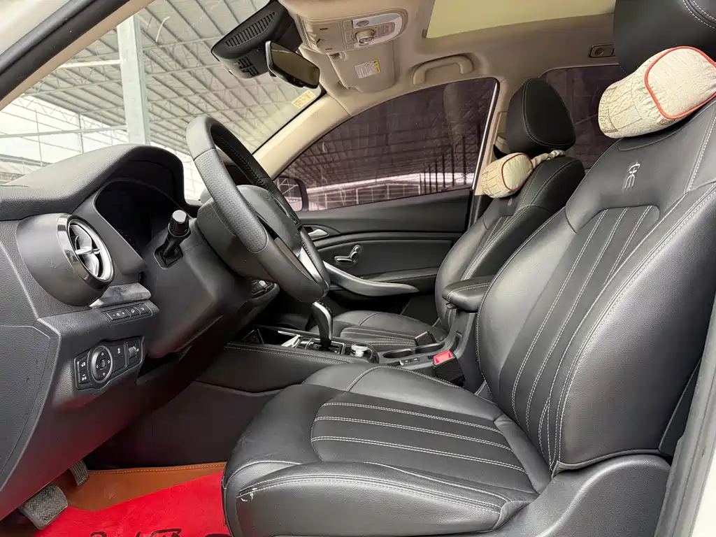 BYD Song New Energy 2018 — фото 16