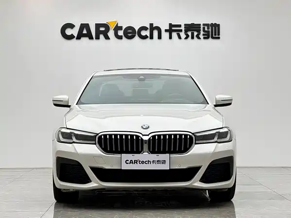 BMW 5 Series 2021