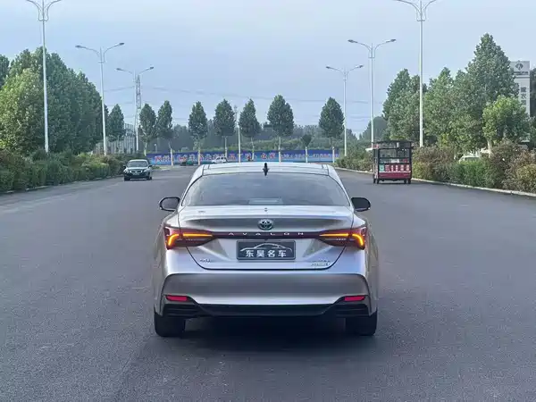 Toyota Avalon 2019