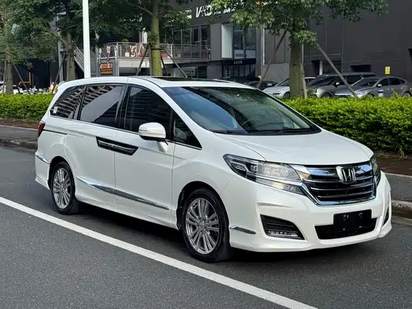 Honda Elysion 2017