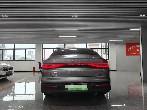 BYD Seal 05 DM-i 2025
