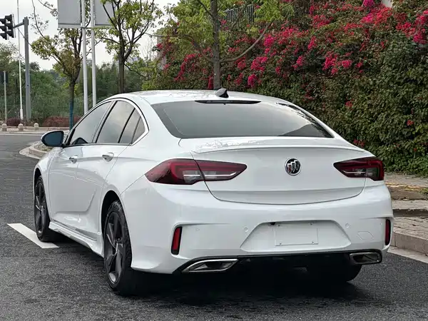 Buick Regal 2020