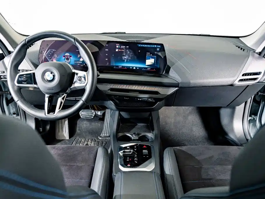 BMW 2 Series 2025 — фото 14